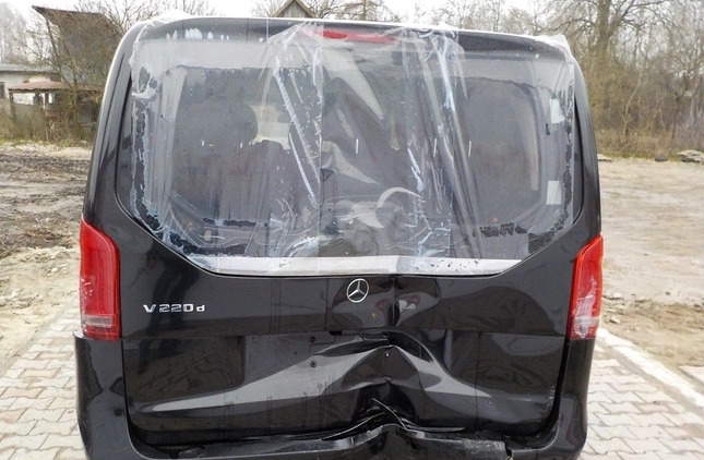 Mercedes-Benz Klasa V cena 86900 przebieg: 211818, rok produkcji 2018 z Poręba małe 742
